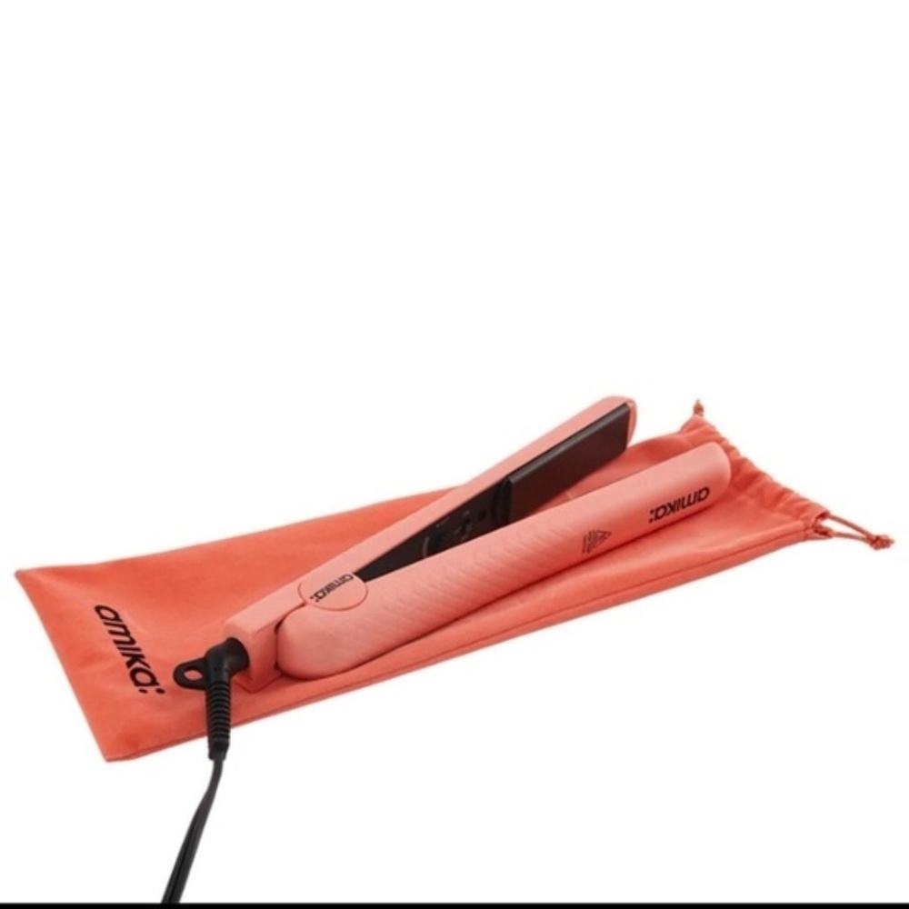 Amika Hair Straightener